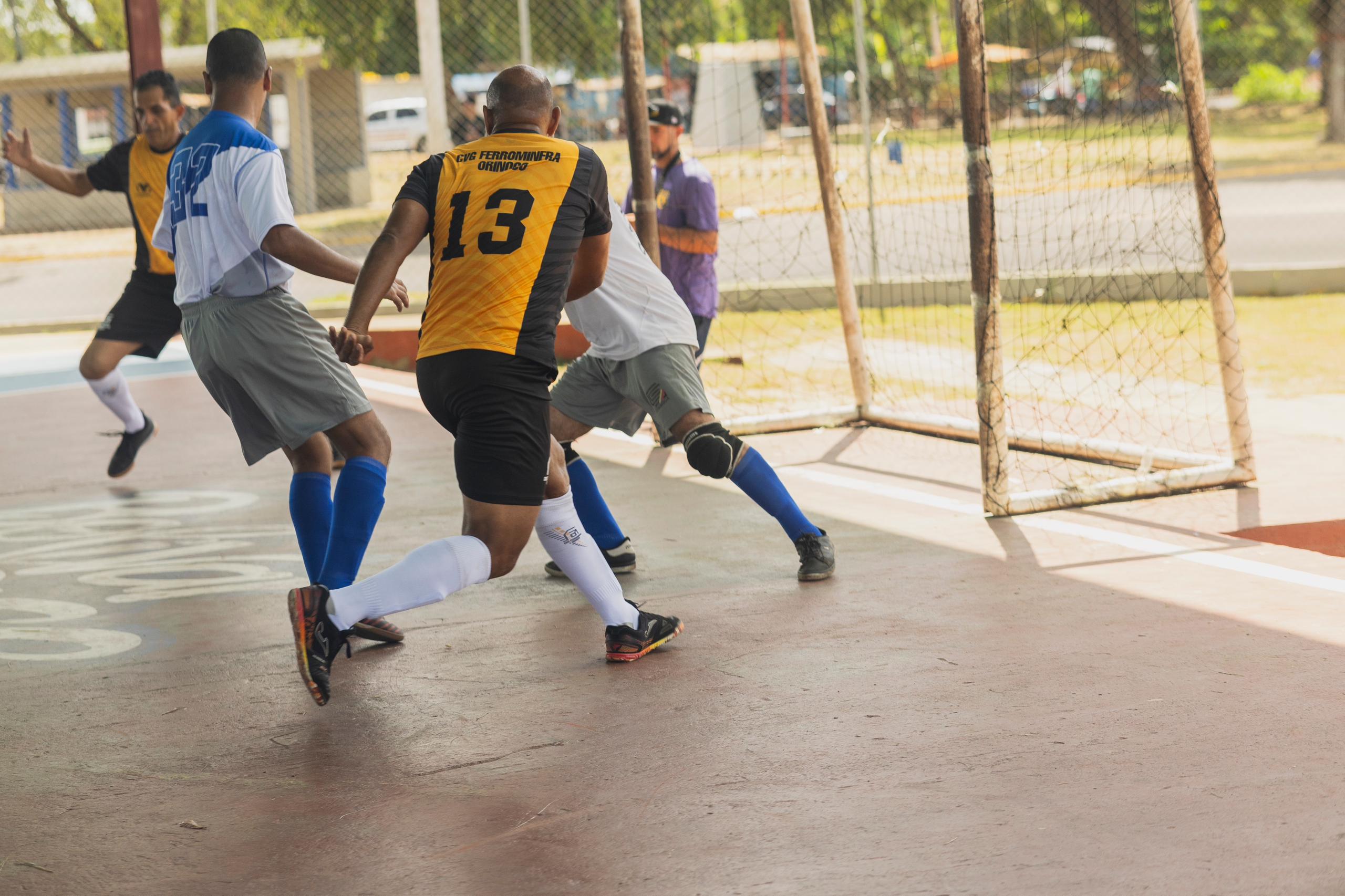 Ferrominera arrasó en Fútbol Sala con goleada y sin recibir daño